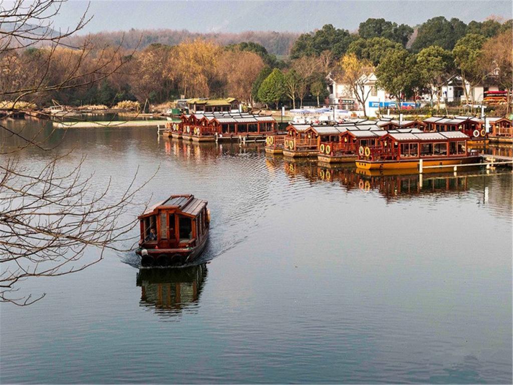 Yurong West Lake Cottage Resort Hotel Hangzhou Exterior photo